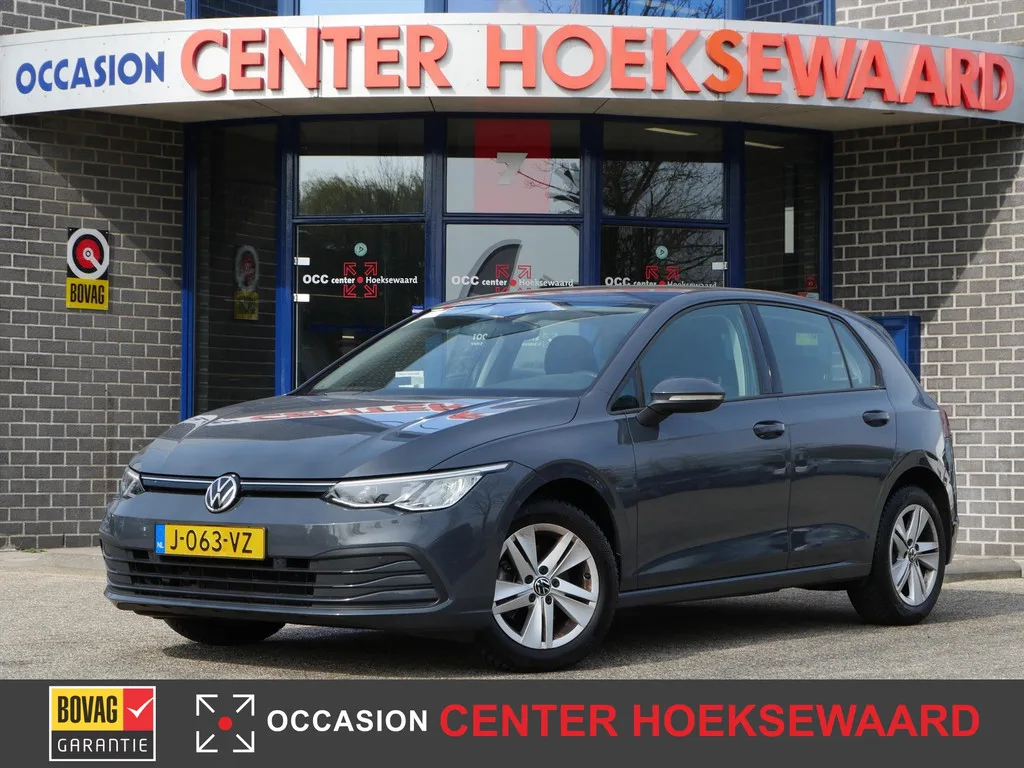 Volkswagen Golf (2020) — foto 1