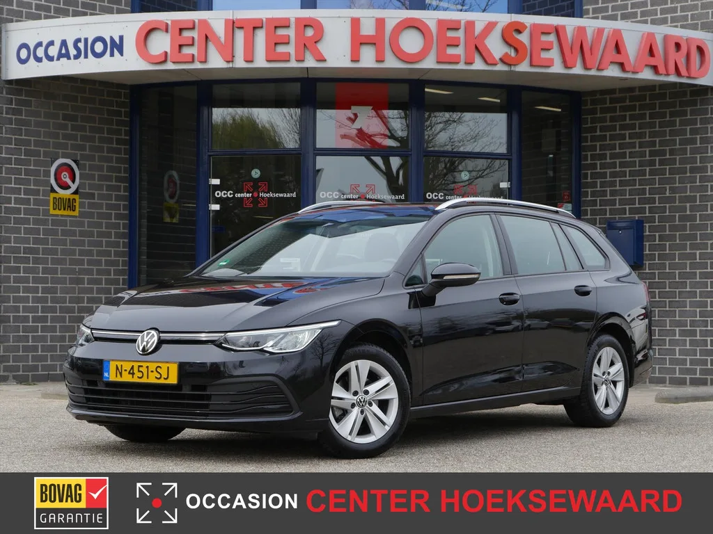 Volkswagen Golf (2022) — foto 1