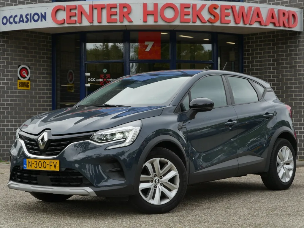 Renault Captur (2021) — foto 1