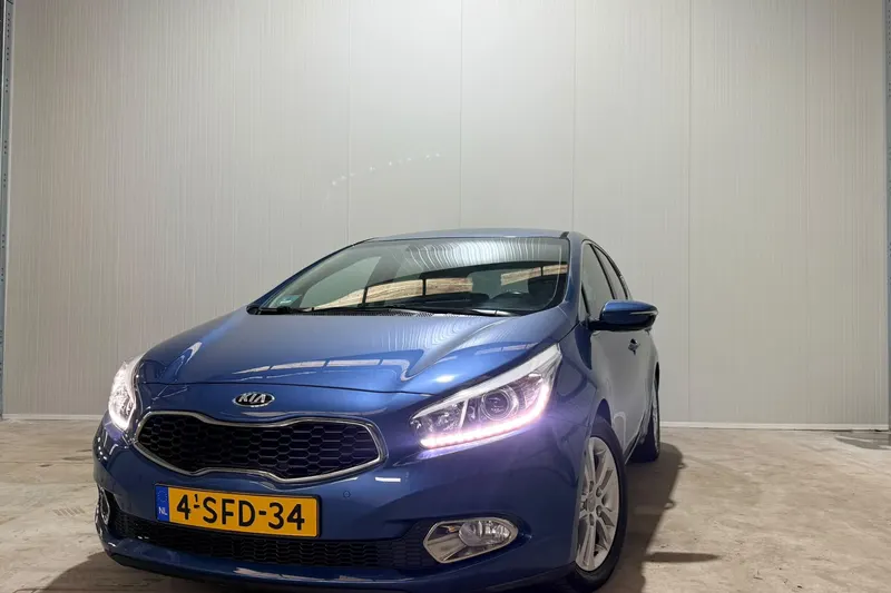 Kia Ceed (2013)