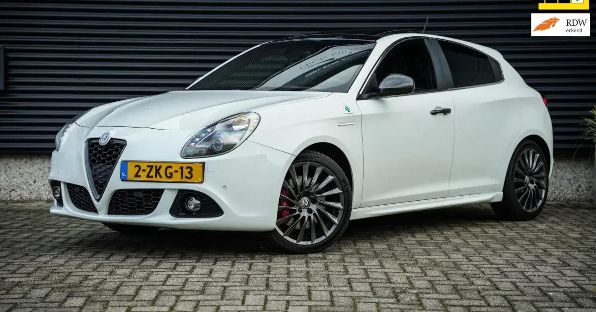 Alfa Romeo Giulietta (2015) — foto 1