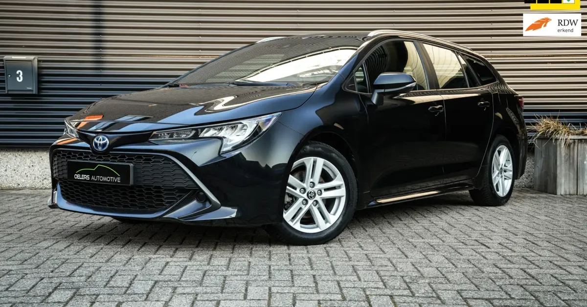 Toyota Corolla (2022) — foto 1