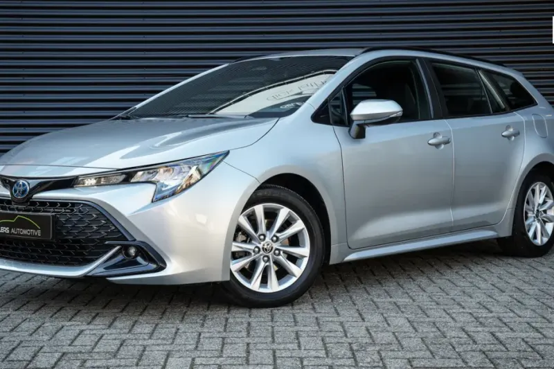 Toyota Corolla (2023)