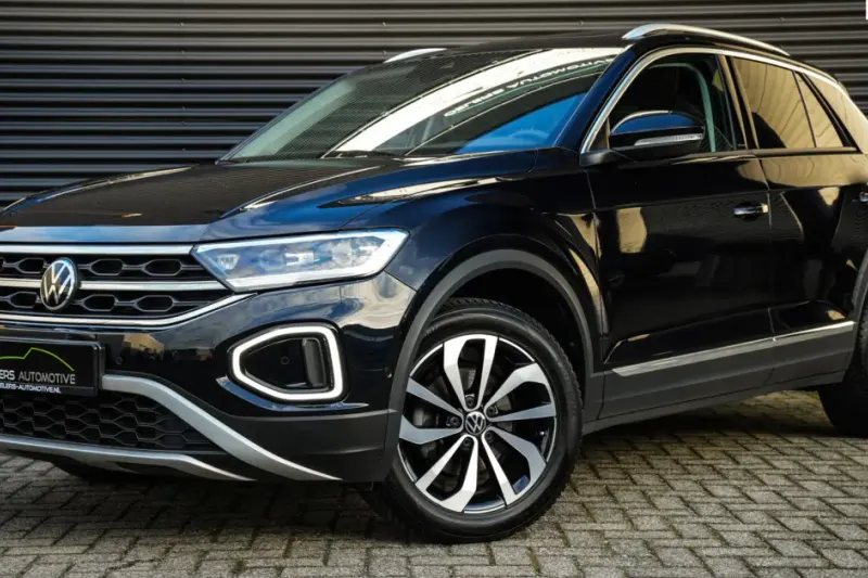 Volkswagen T-Roc (2024)