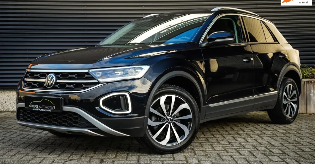 Volkswagen T-Roc (2024) — foto 1