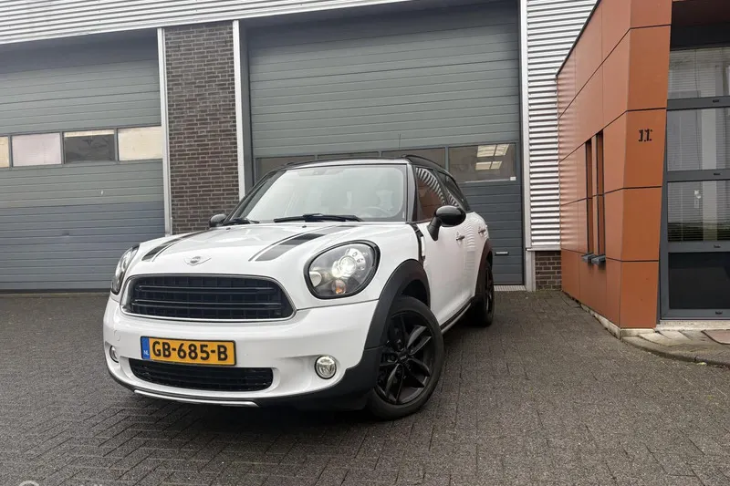 MINI Countryman (2015)