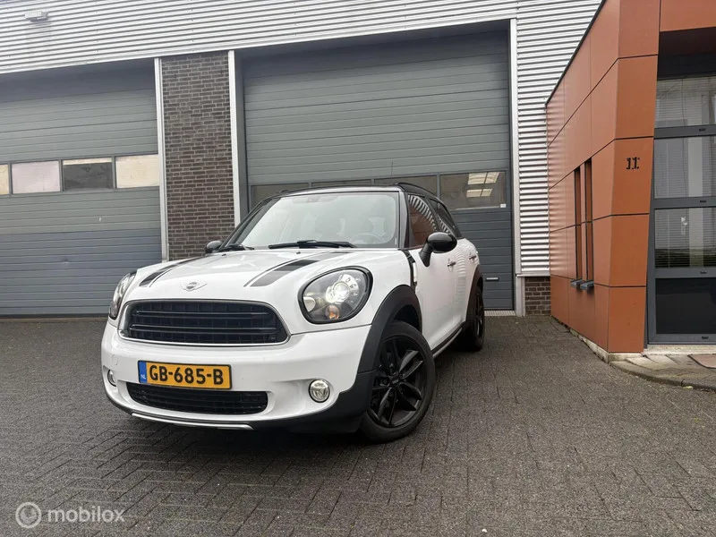 MINI Countryman (2015) — foto 1