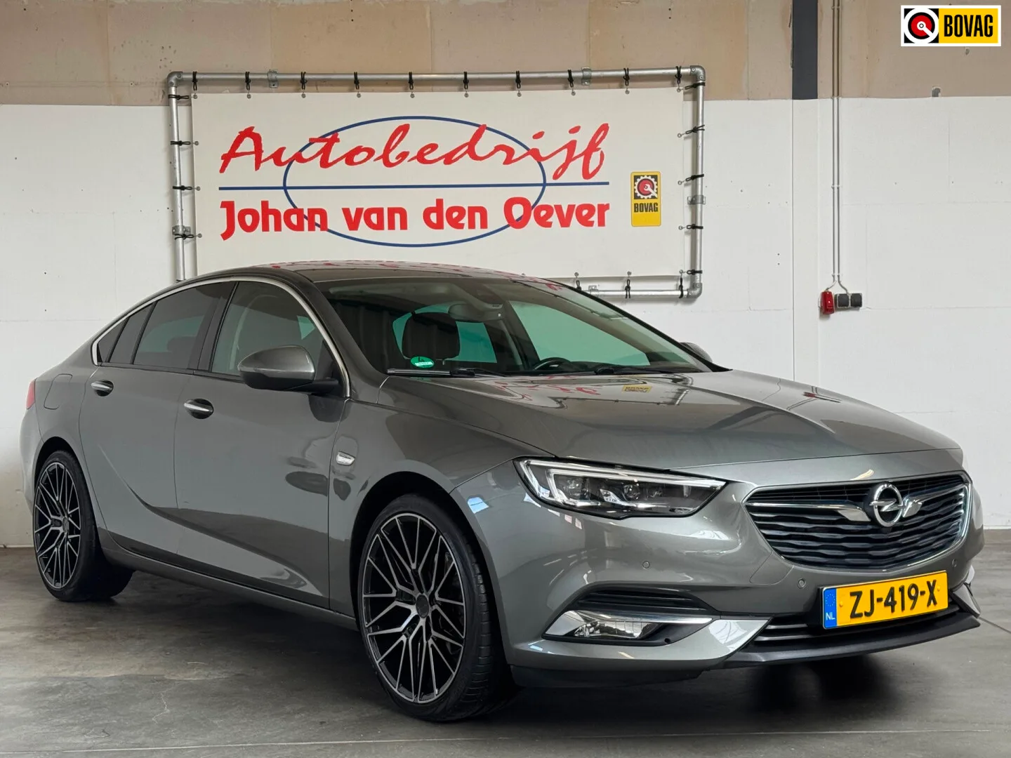 Opel Insignia (2019) — foto 1