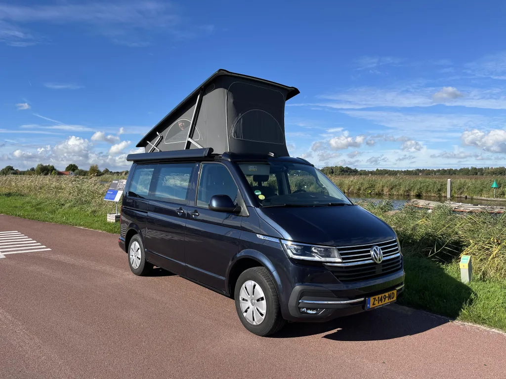 Volkswagen California (2023) — foto 1