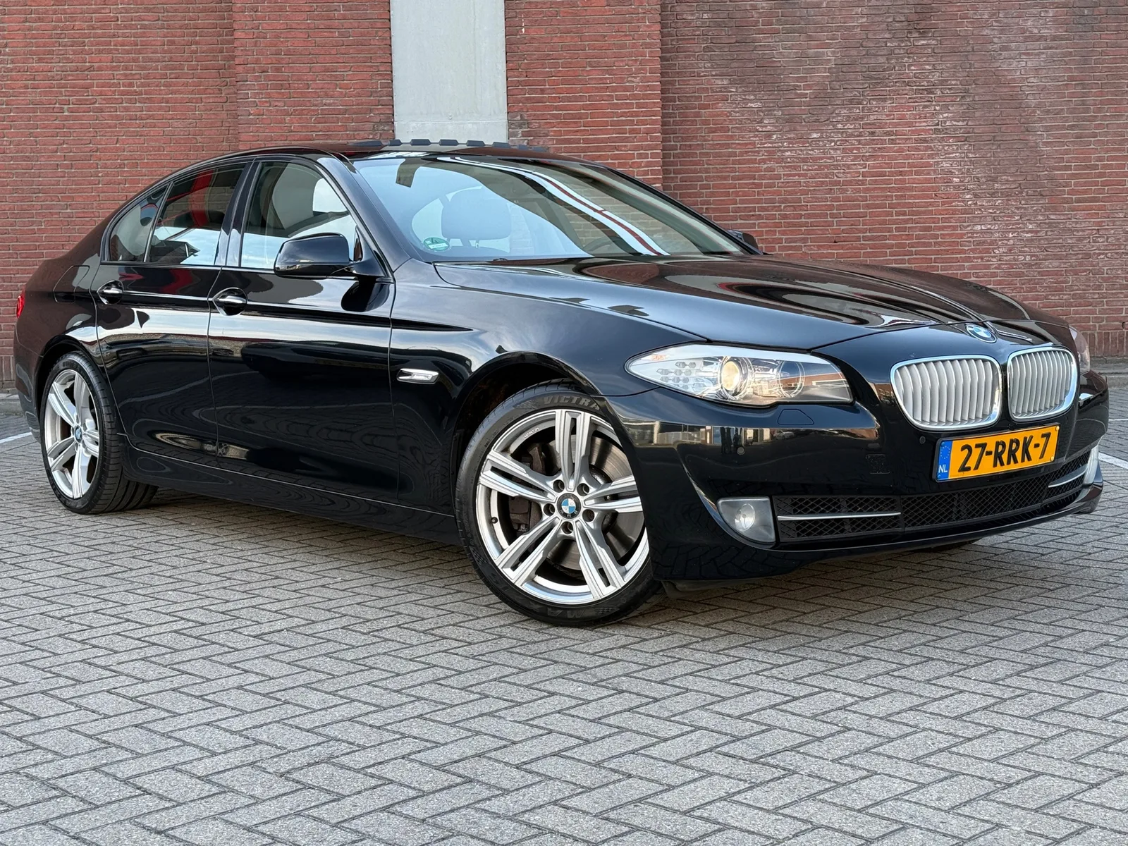 BMW 5-Serie (2011) — foto 1