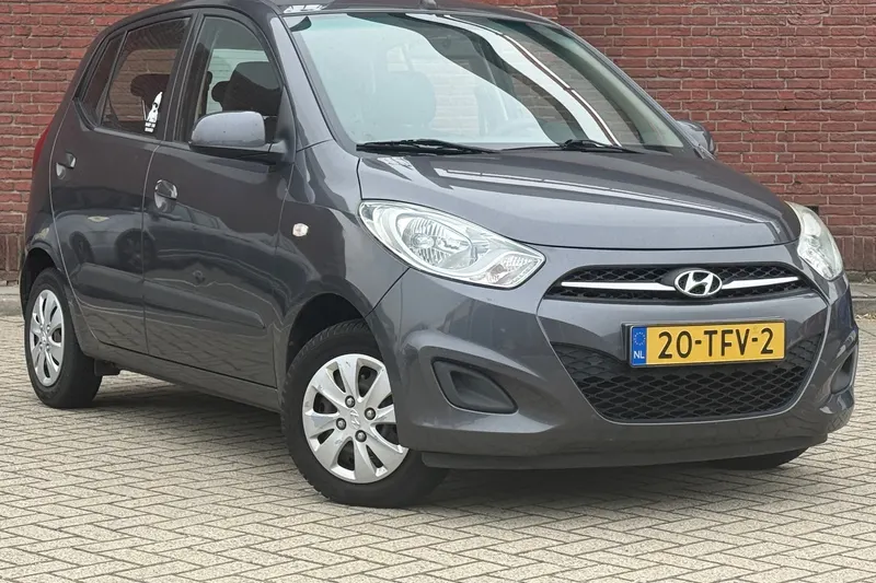 Hyundai i10 (2012)