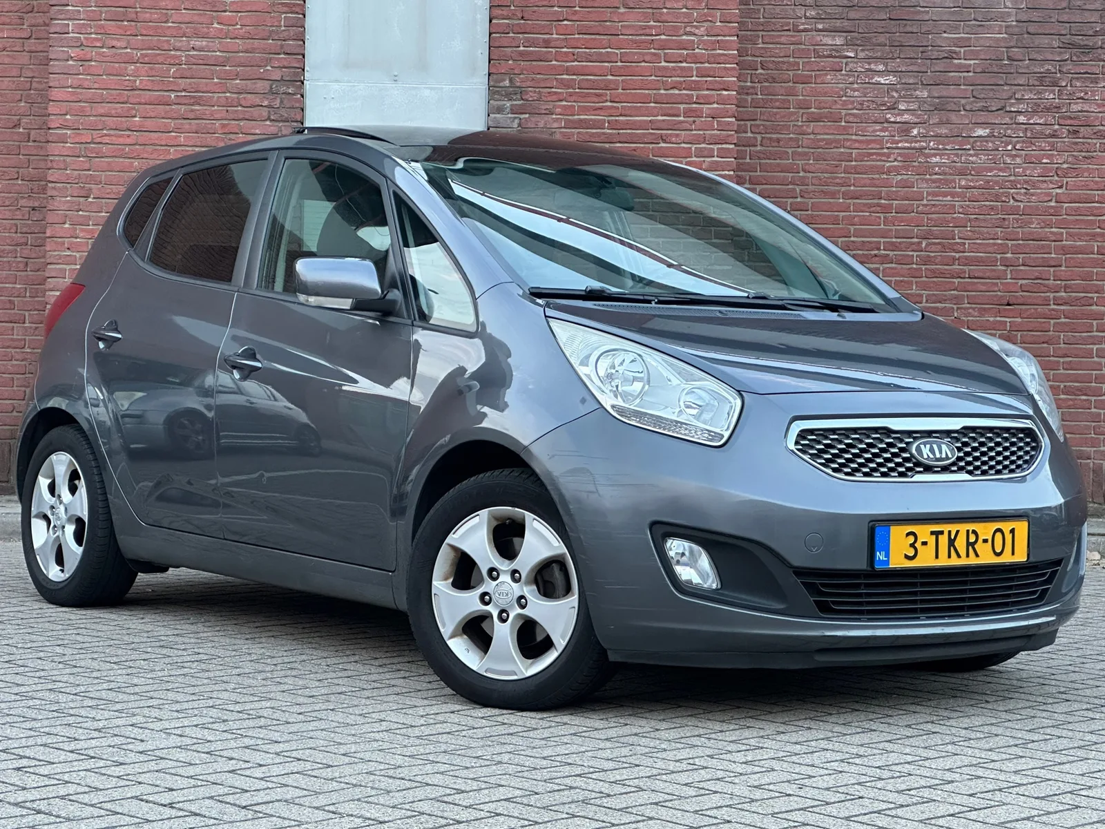Kia Venga (2010) — foto 1