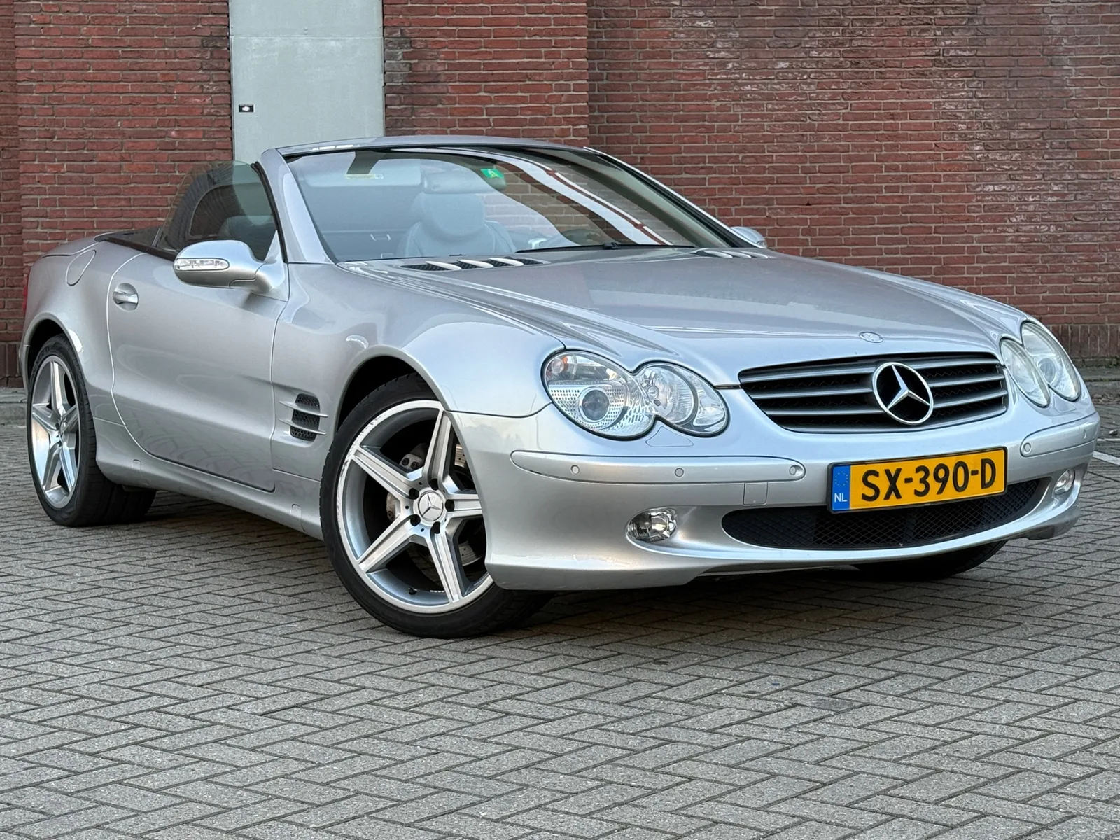 Mercedes-Benz SL-Klasse (2003) — foto 1