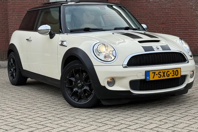 MINI Cooper S (2008)