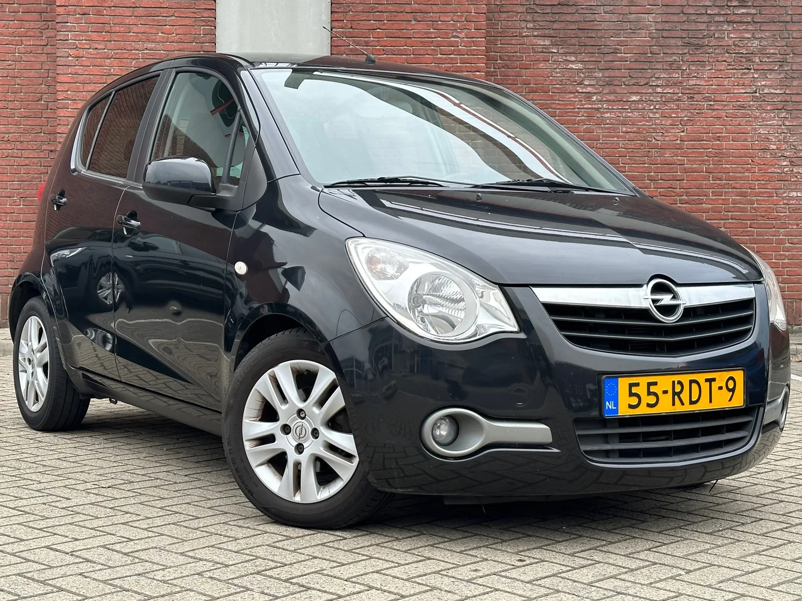 Opel Agila (2011) — foto 1