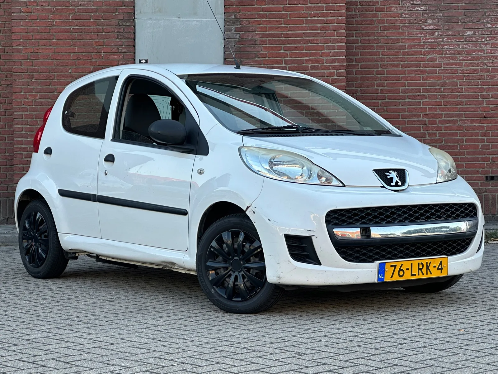 Peugeot 107 (2010) — foto 1