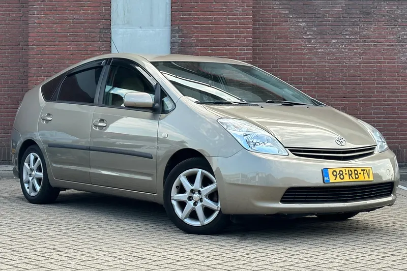 Toyota Prius (2005)
