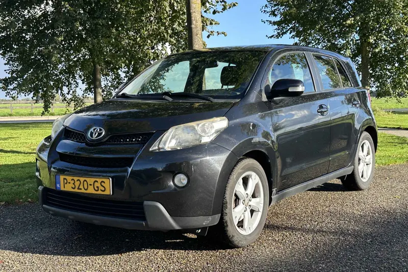 Toyota Urban Cruiser (2011)