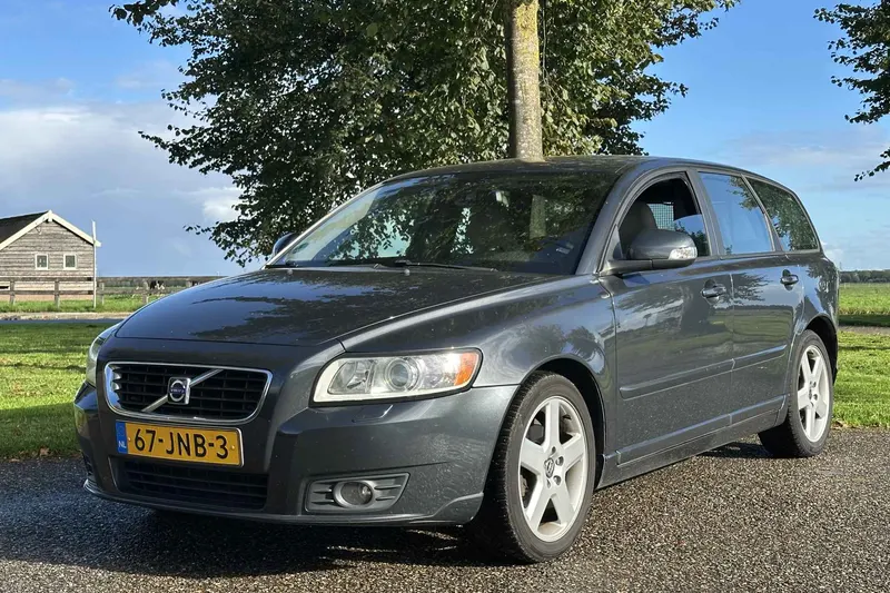 Volvo V50 (2009)