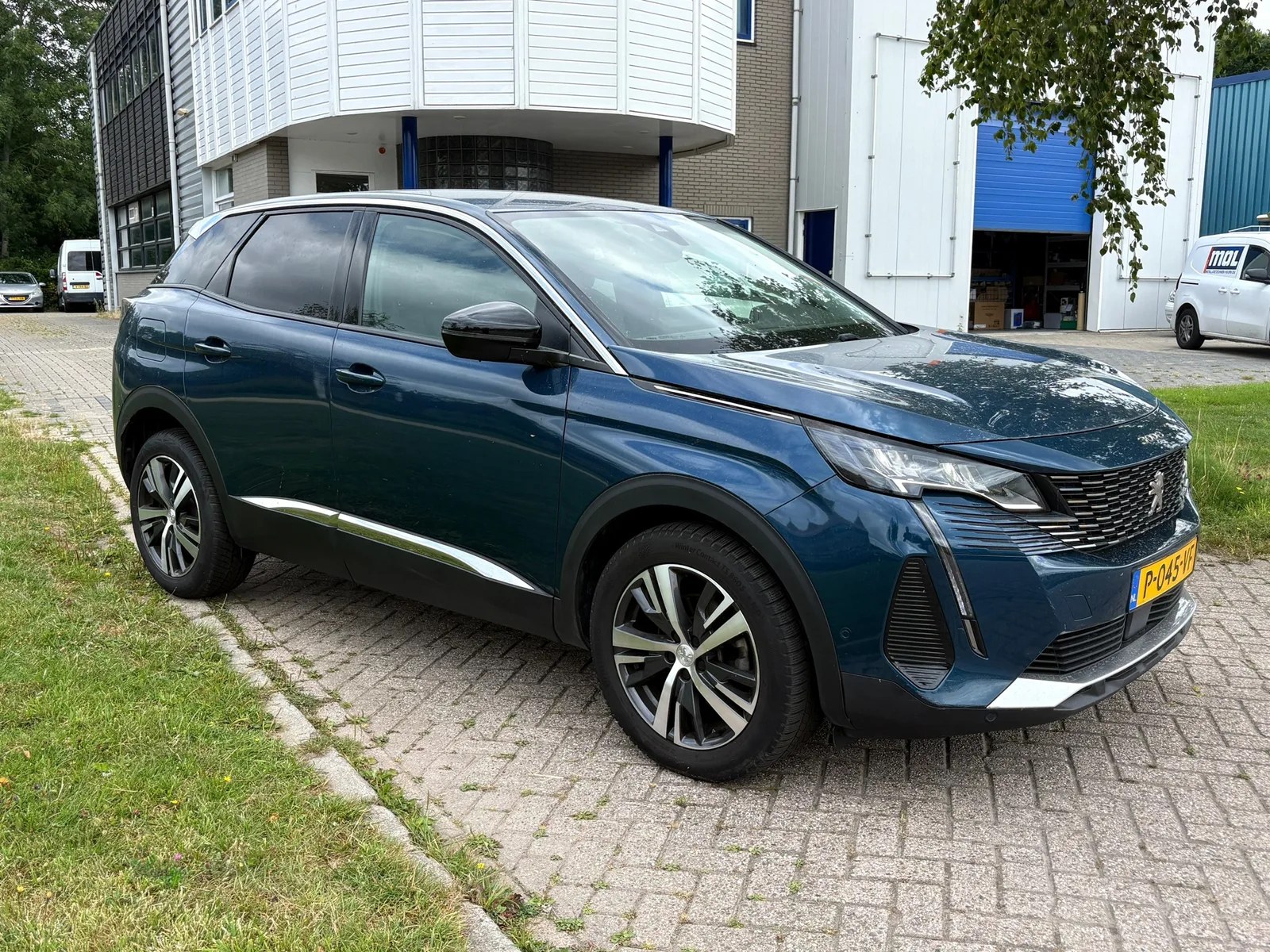 Peugeot 3008 (2022) — foto 1