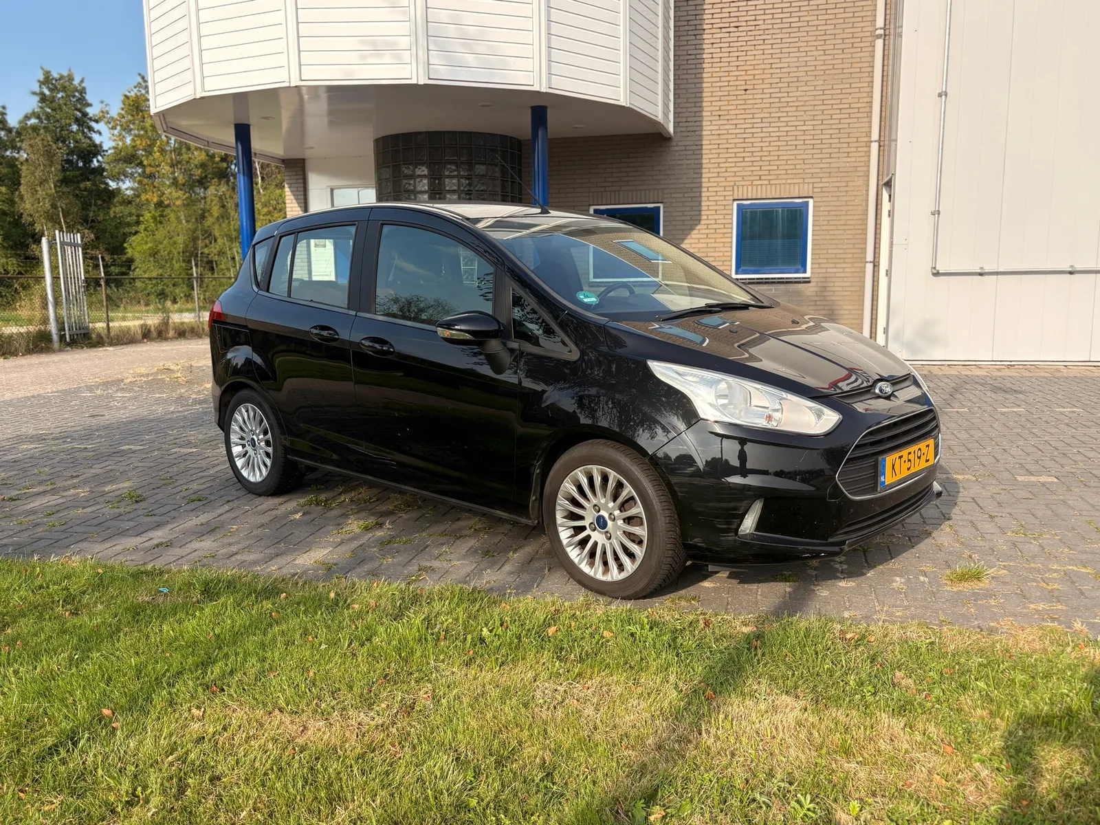 Ford B-Max (2016) — foto 1