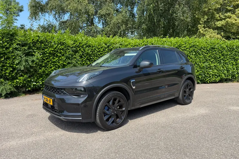 Lynk & Co 01 (2022)