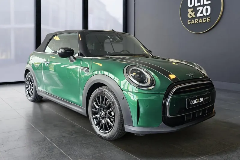 MINI Cooper (2023)