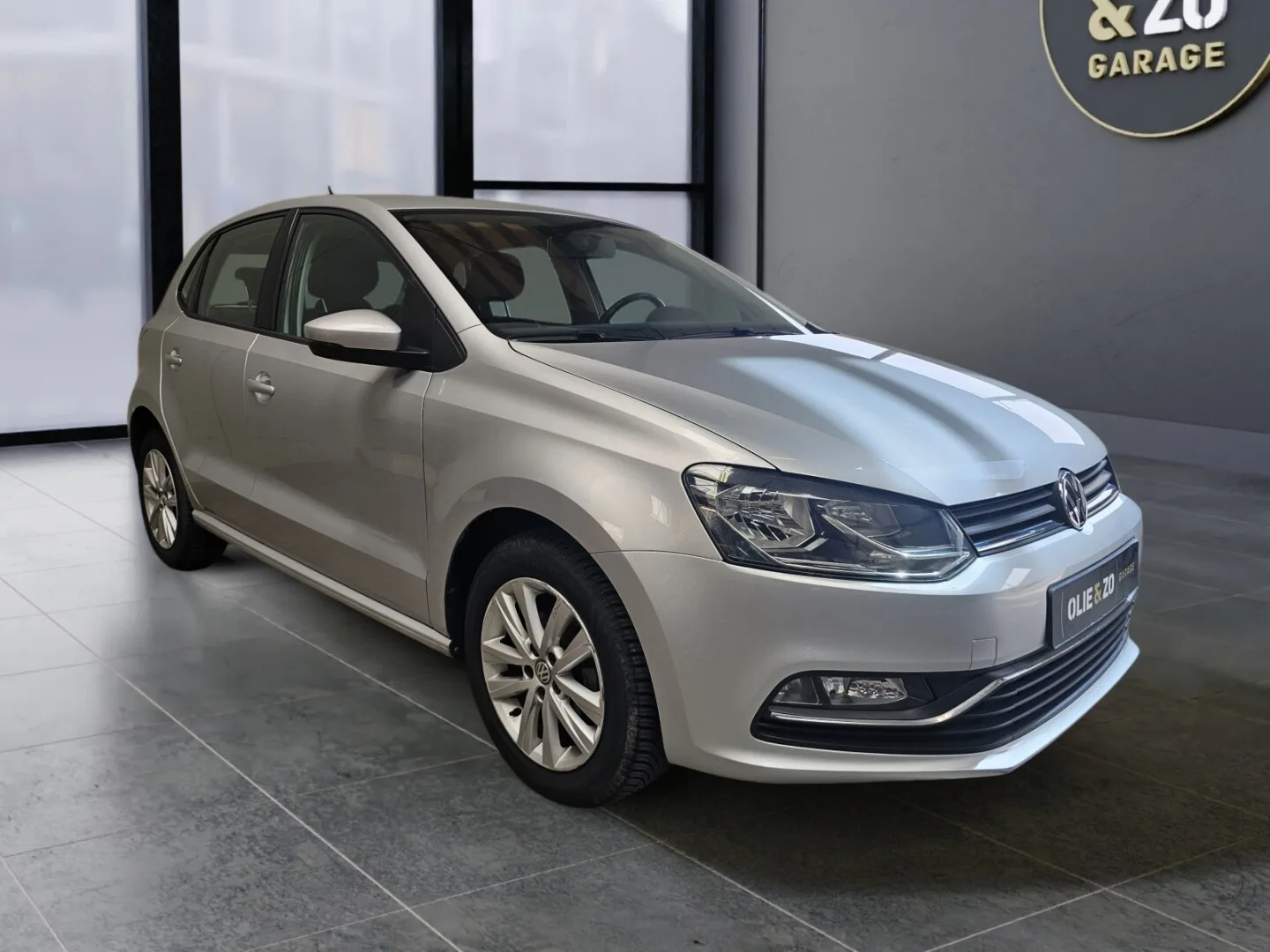 Volkswagen Polo (2015) — foto 1