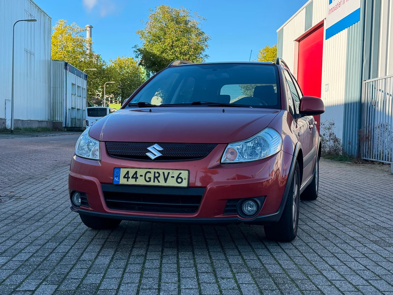 Suzuki SX4 (2008) — foto 1