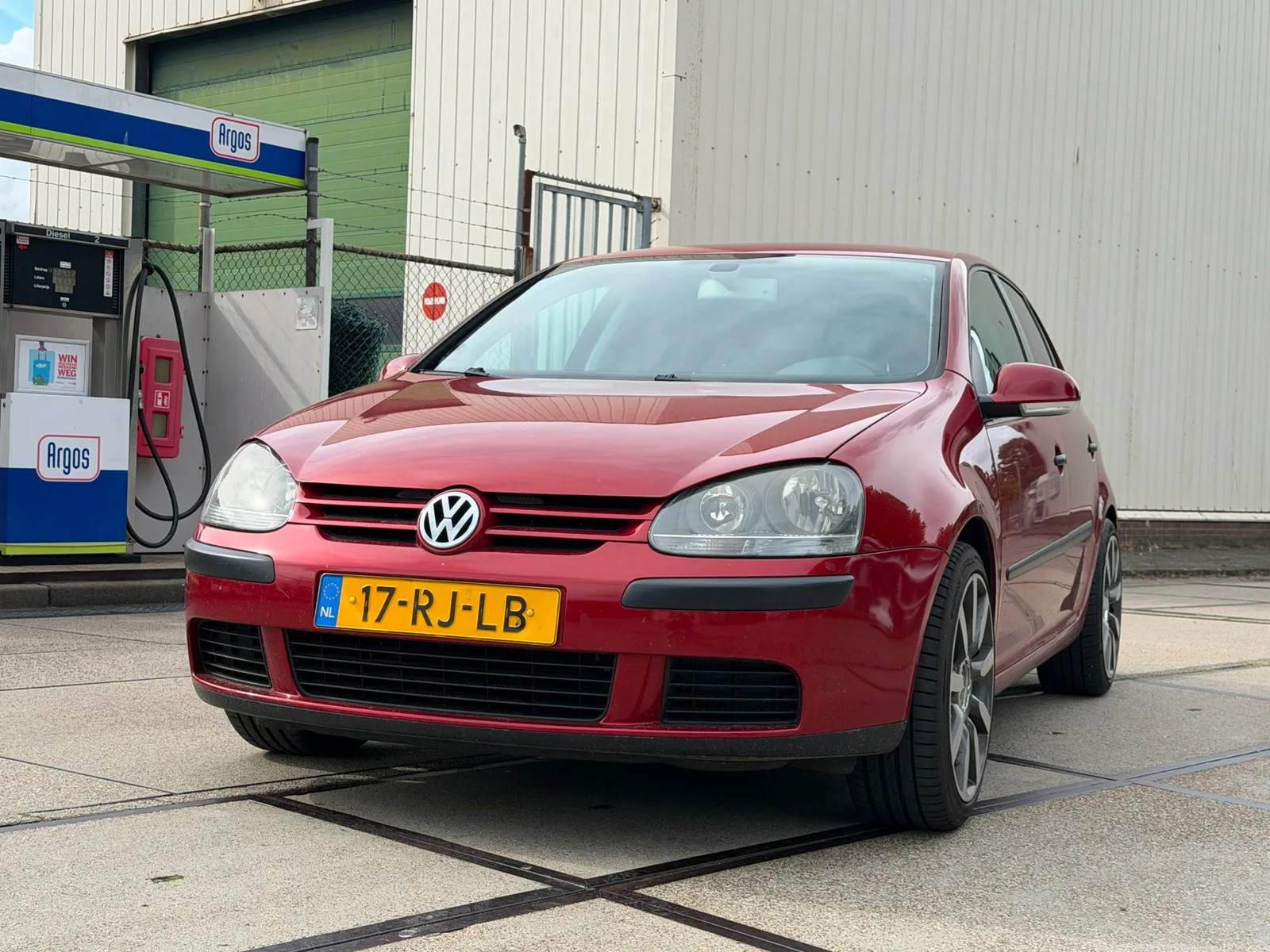 Volkswagen Golf (2005) — foto 1