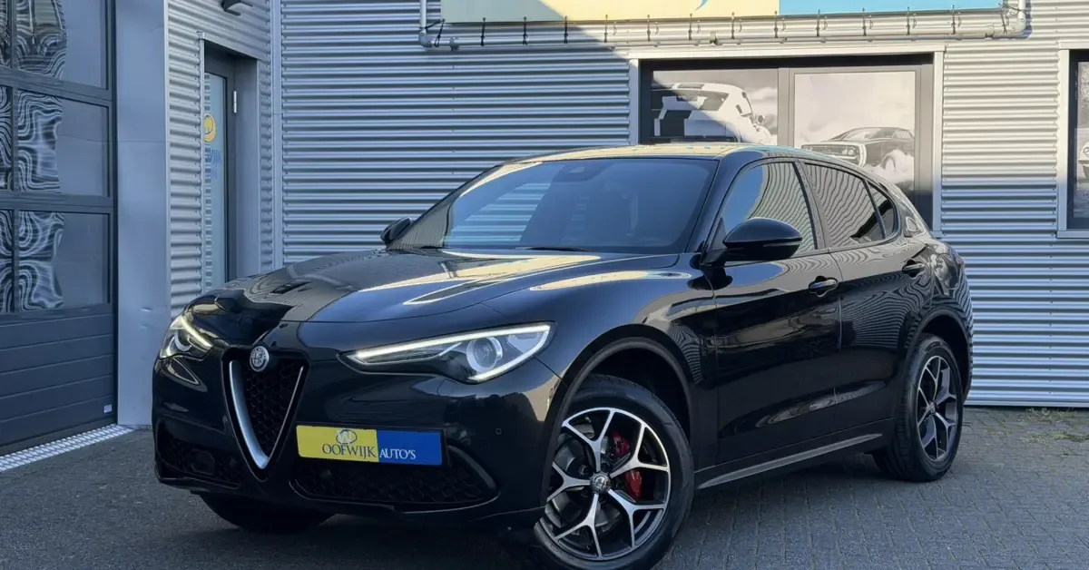 Alfa Romeo Stelvio (2018) — foto 1