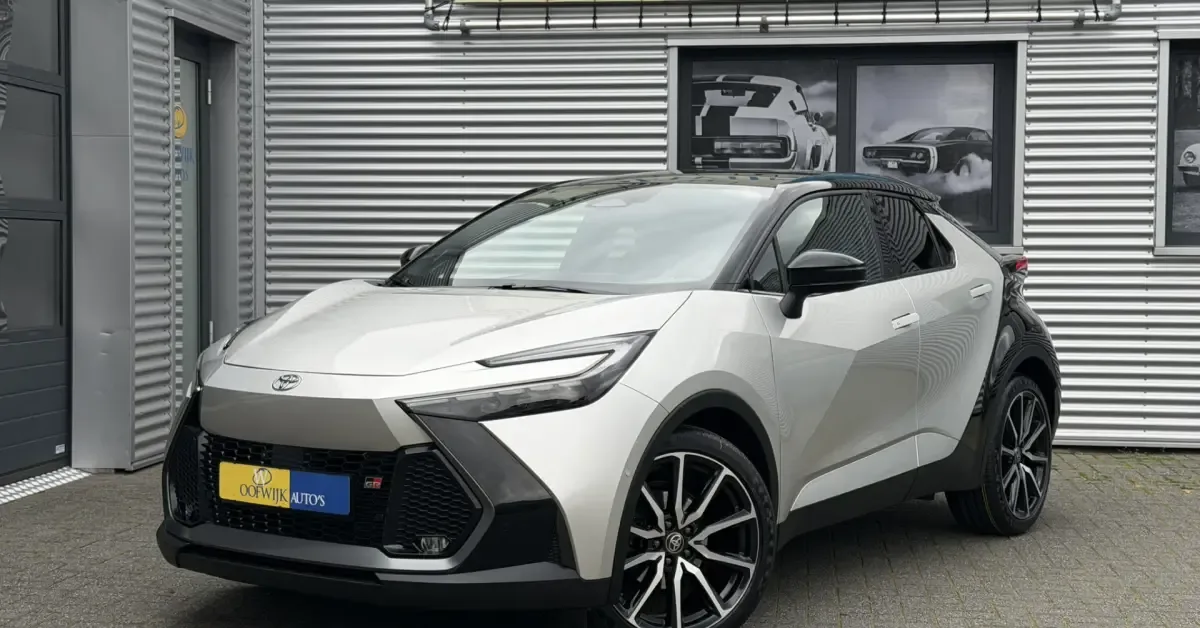 Toyota C-HR (2024) — foto 1