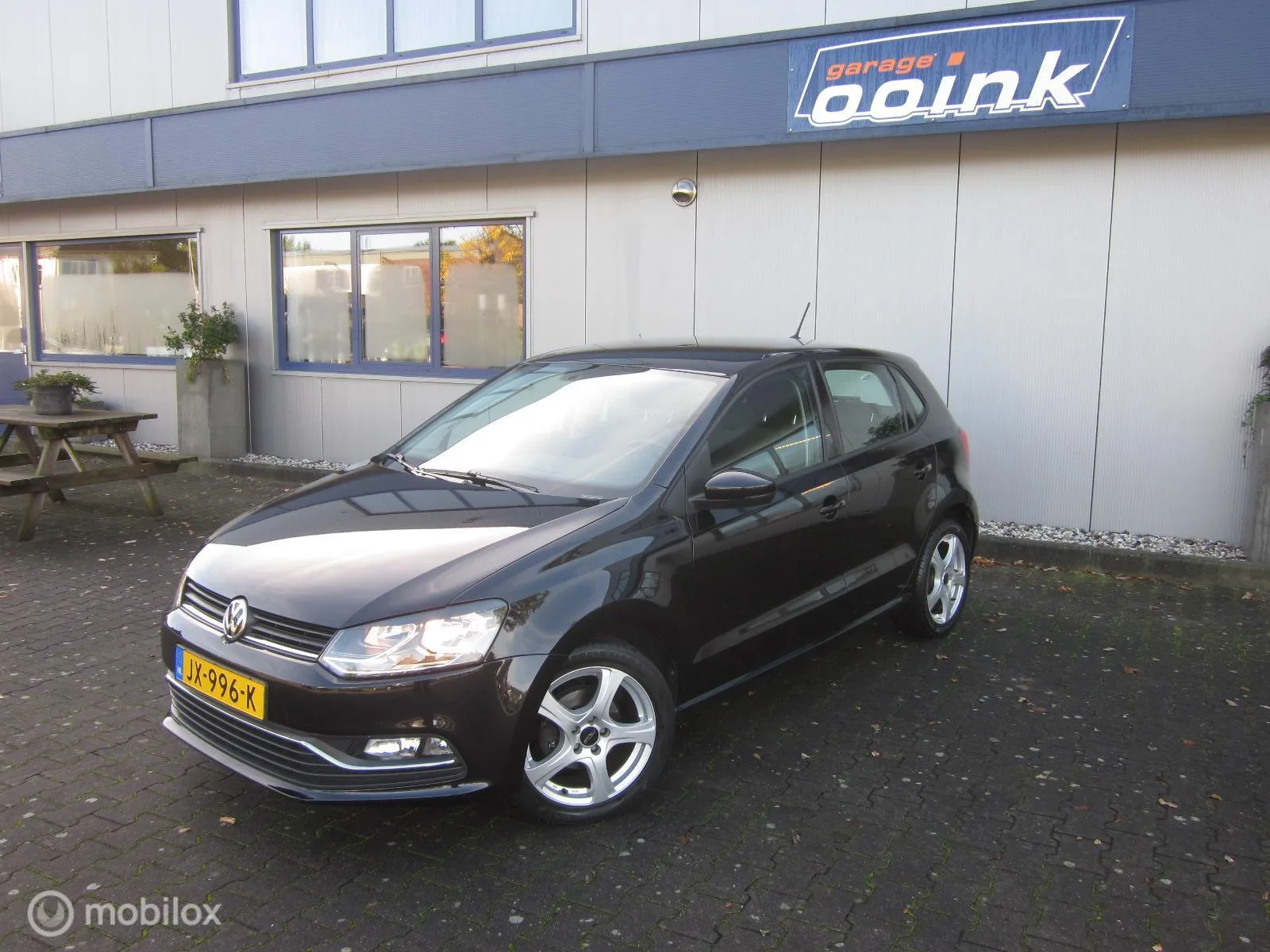 Volkswagen Polo (2016) — foto 1