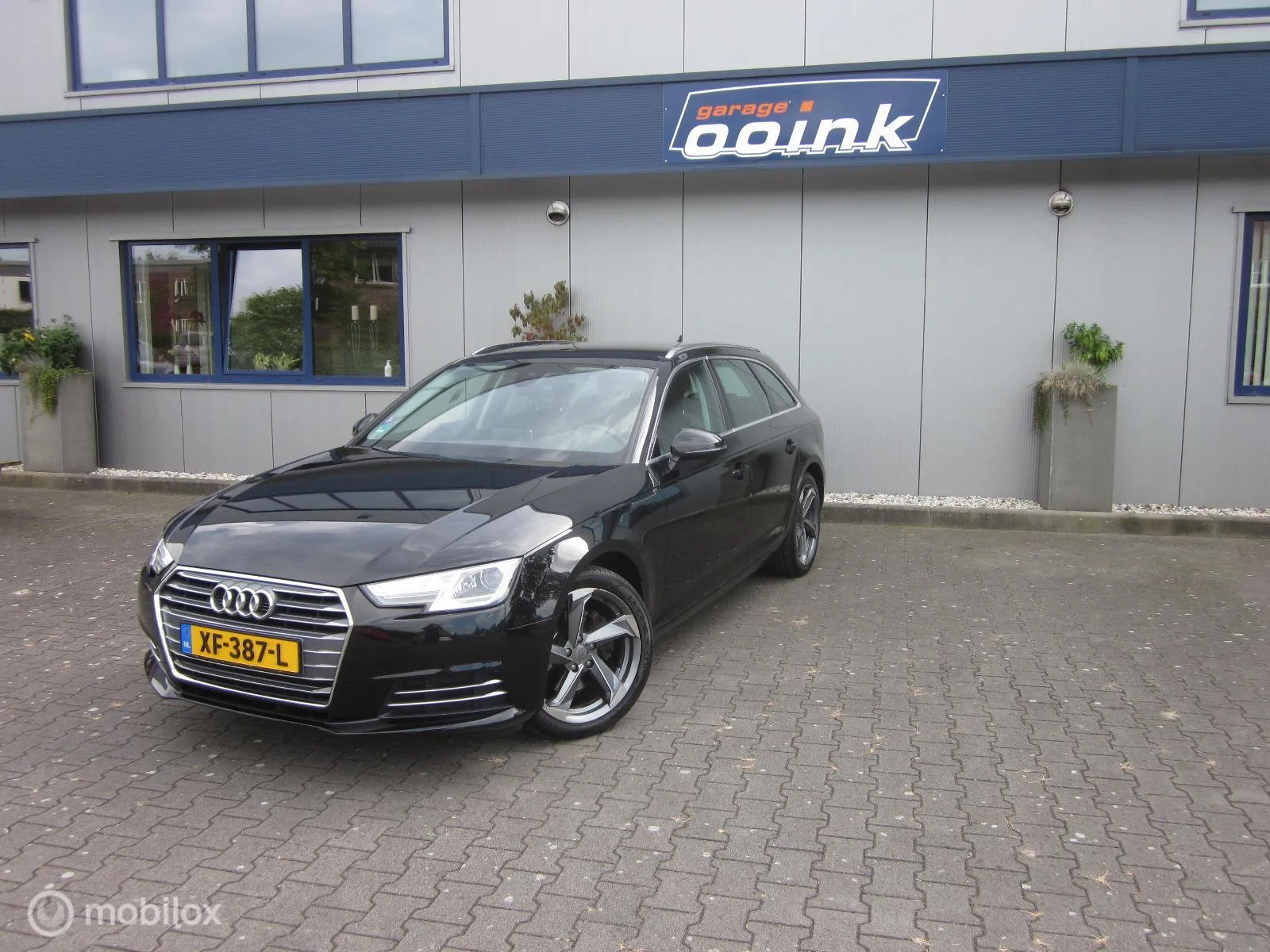Audi A4 (2018) — foto 1