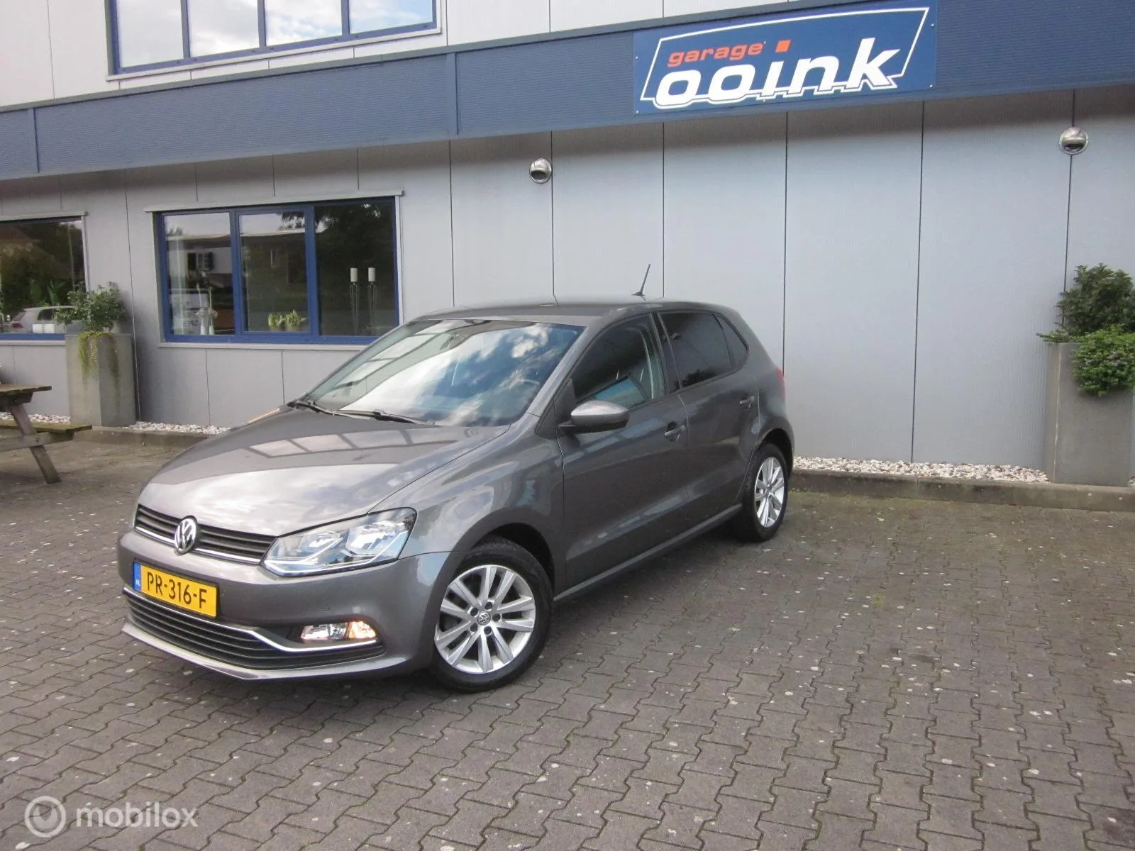Volkswagen Polo (2017) — foto 1