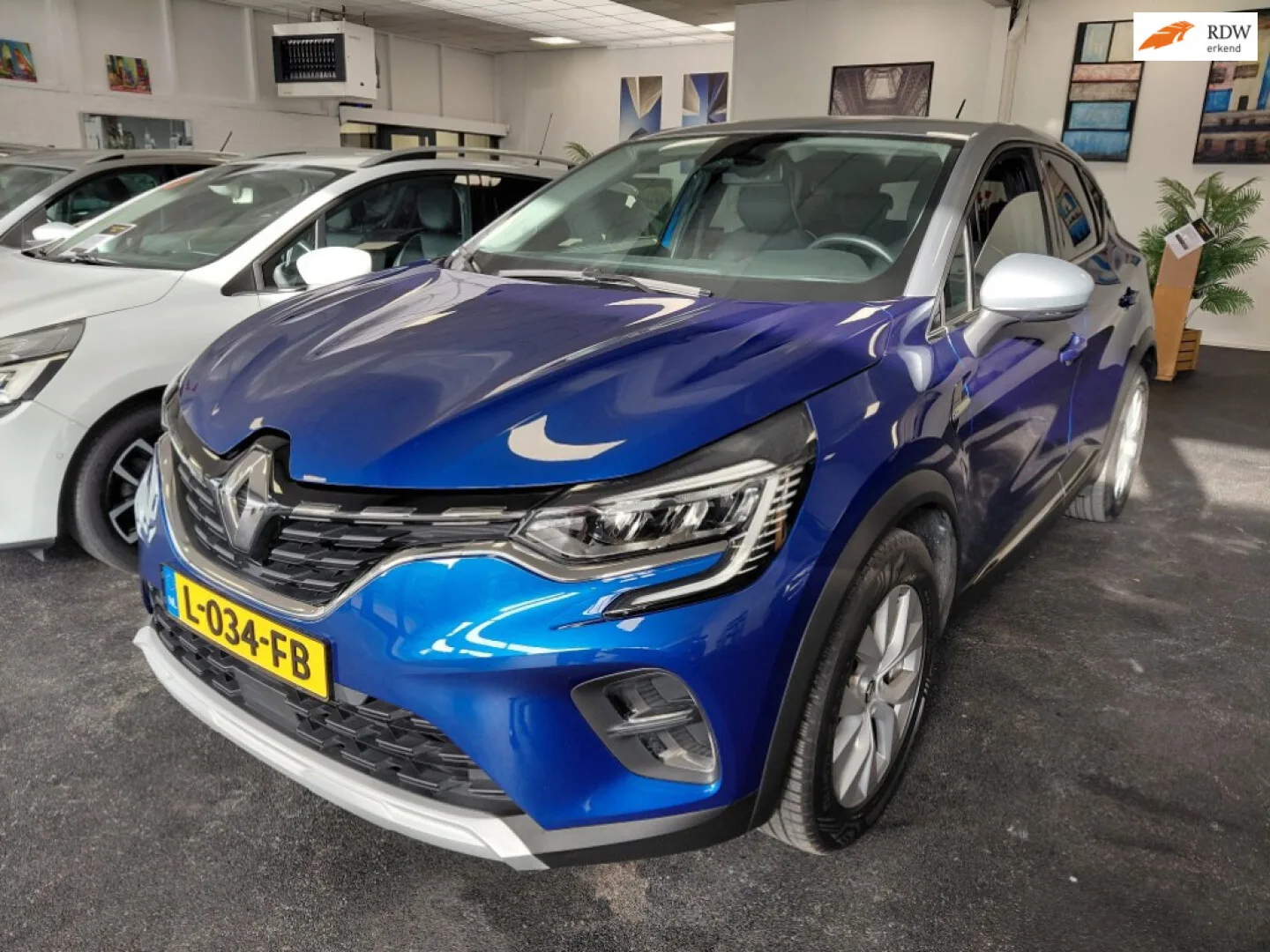 Renault Captur (2020) — foto 1