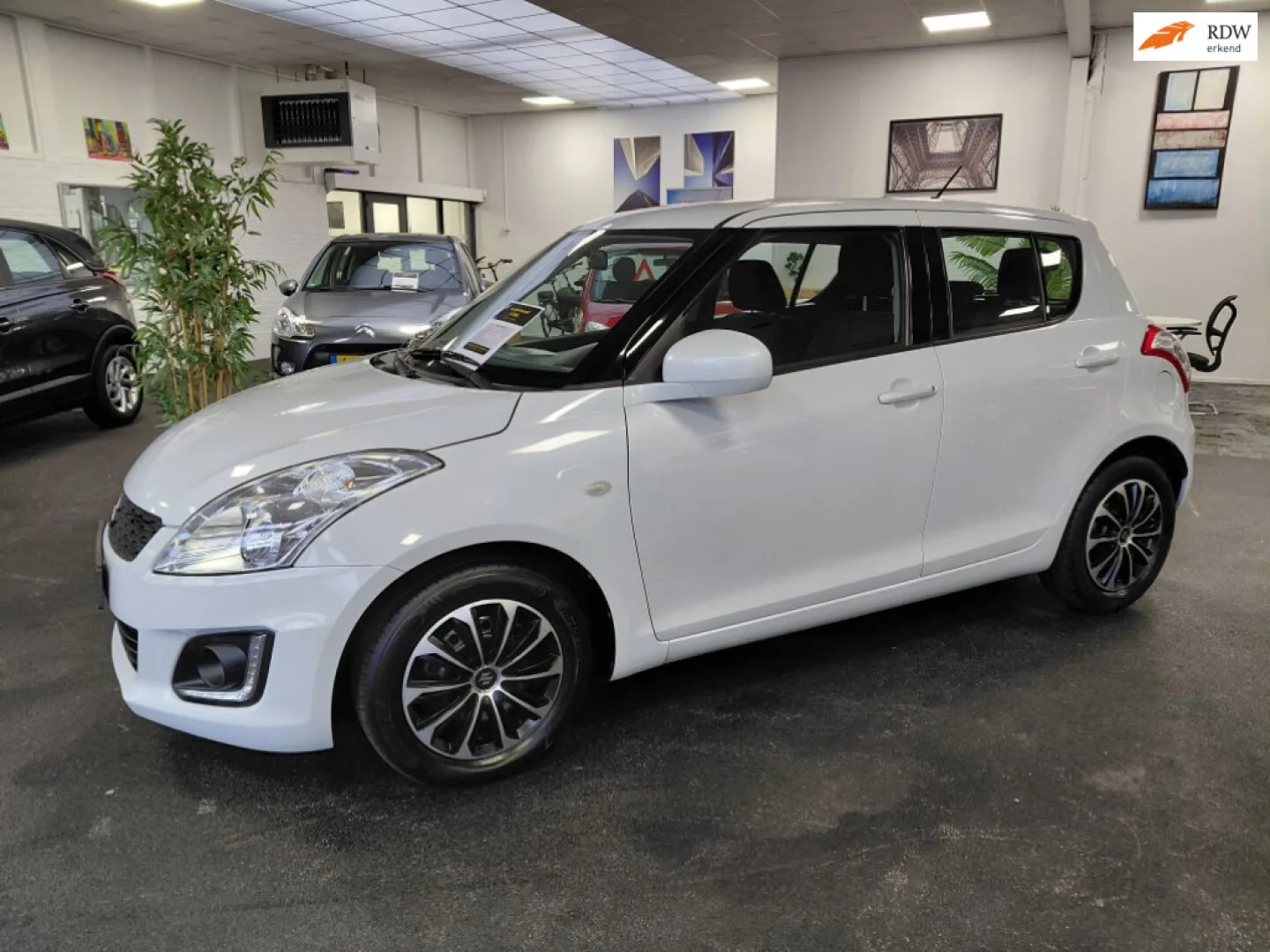 Suzuki Swift (2016) — foto 1