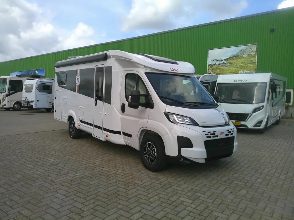 LMC Tourer (2026) — foto 1
