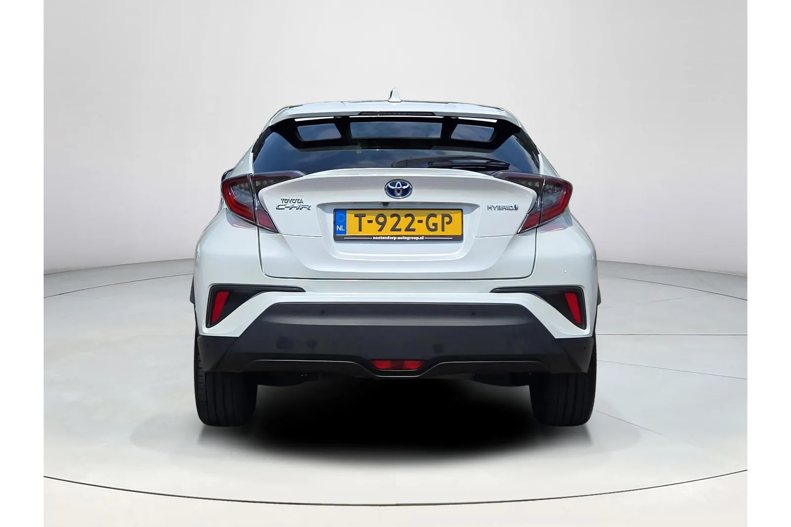 Toyota C-HR (2018) — foto 1