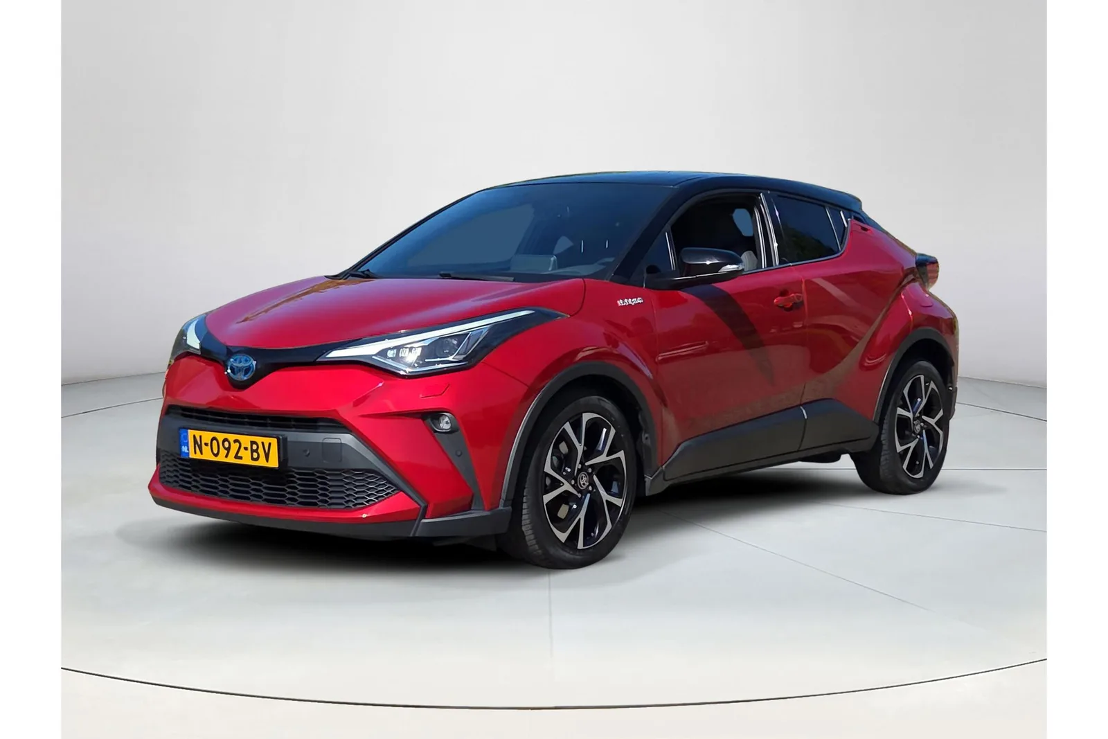 Toyota C-HR (2021) — foto 1