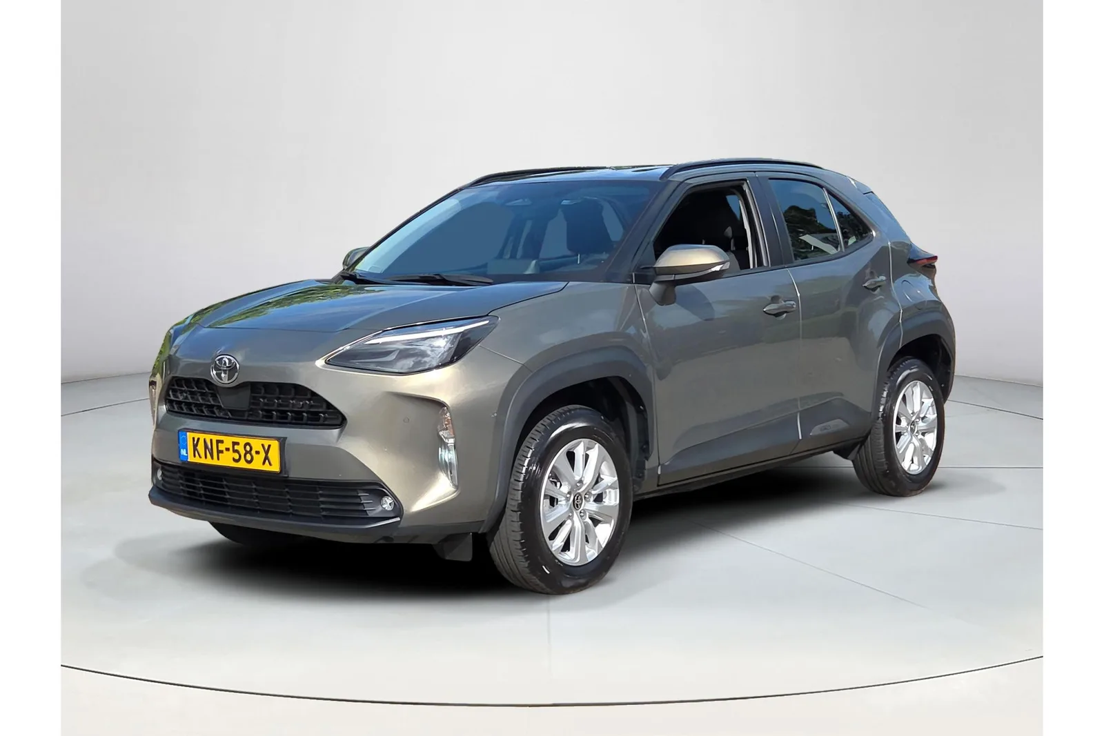 Toyota Yaris Cross (2025) — foto 1