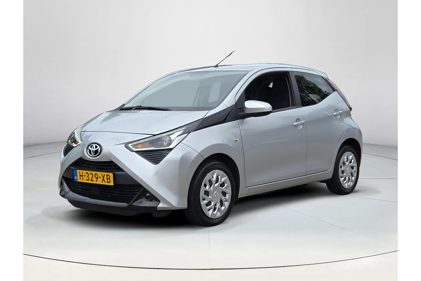 Toyota Aygo (2020) — foto 1
