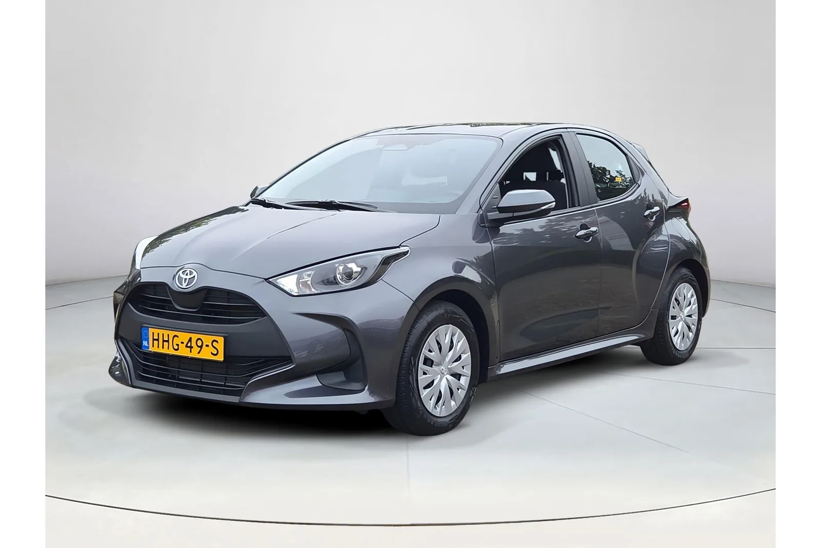 Toyota Yaris (2025) — foto 1