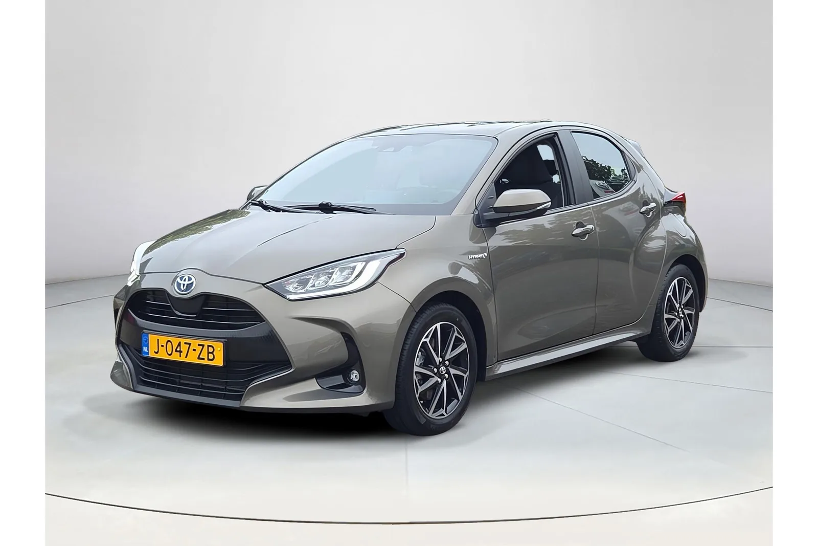 Toyota Yaris (2020) — foto 1
