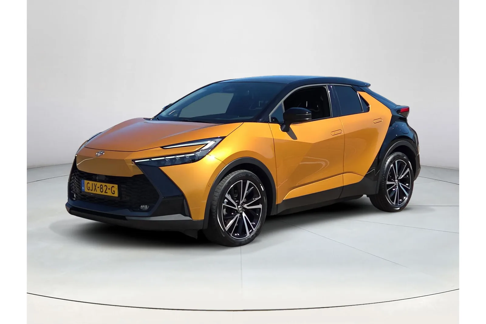 Toyota C-HR (2024) — foto 1