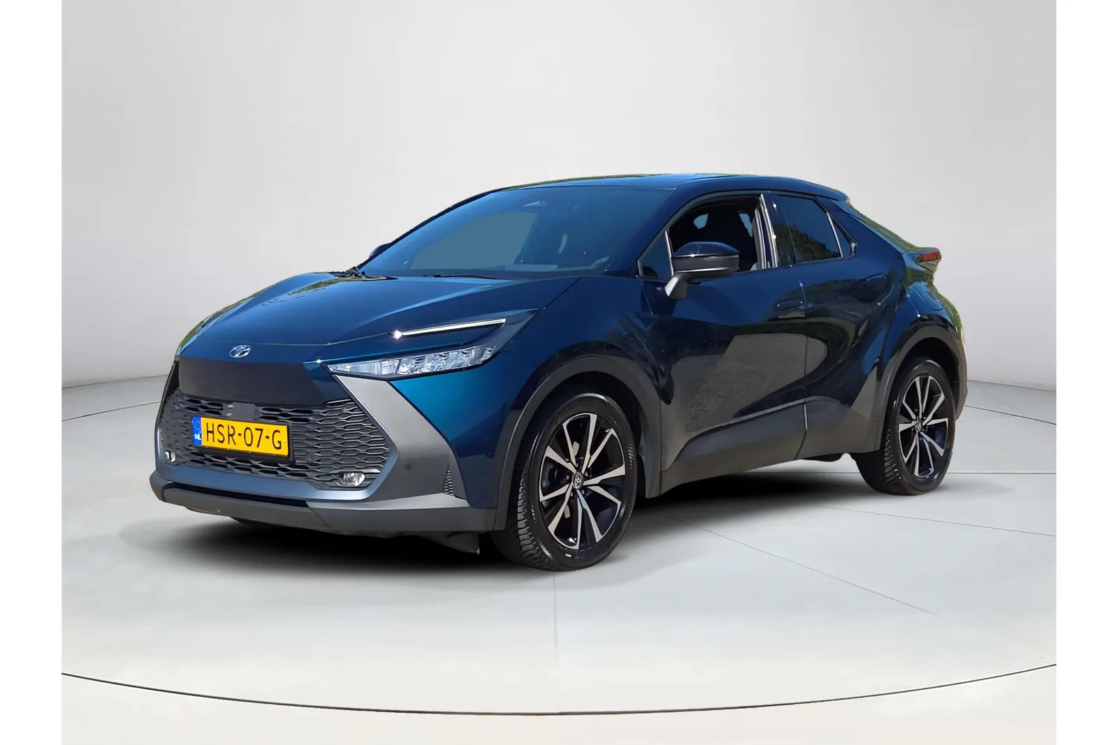 Toyota C-HR (2025) — foto 1
