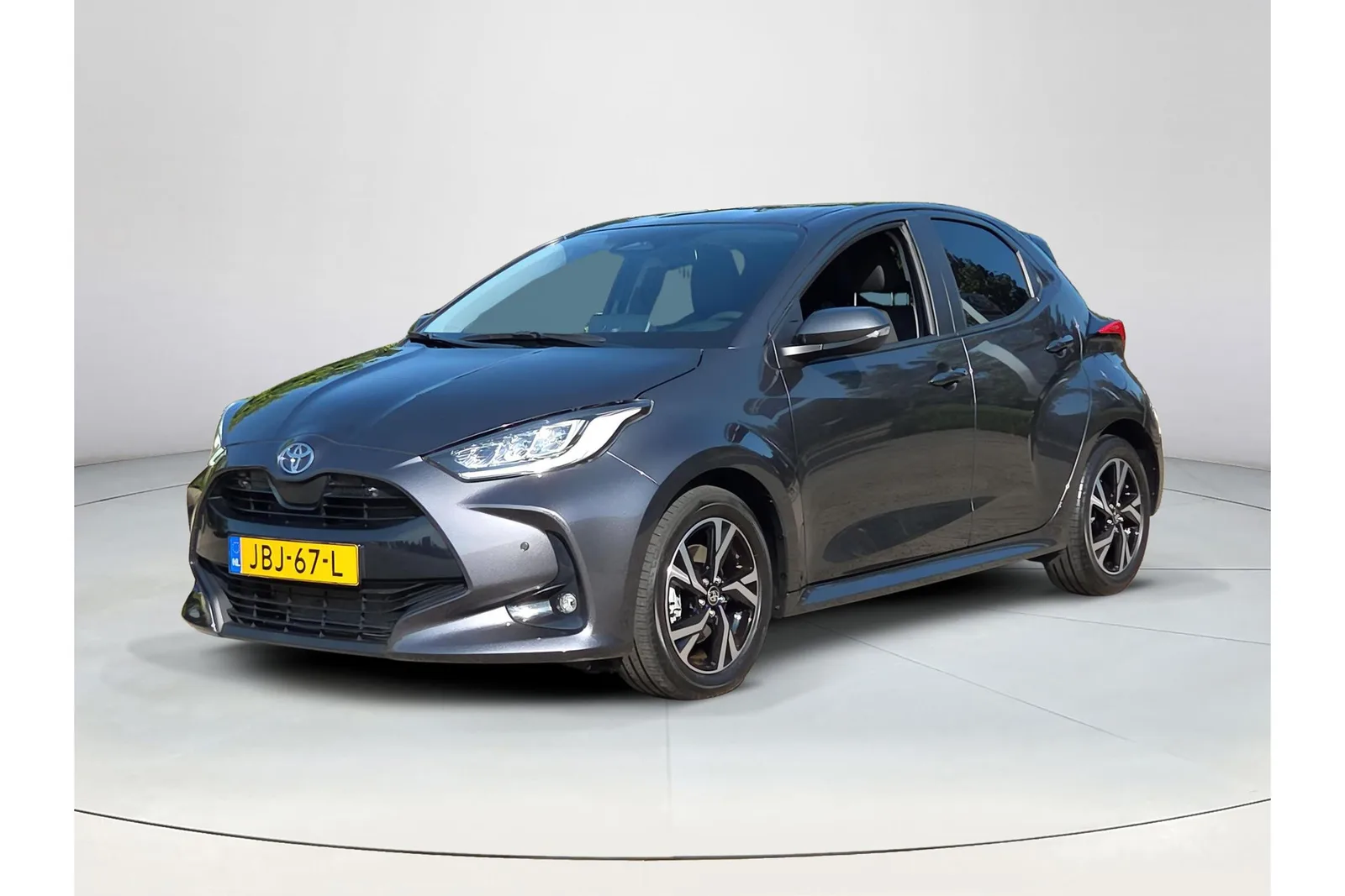 Toyota Yaris (2025) — foto 1