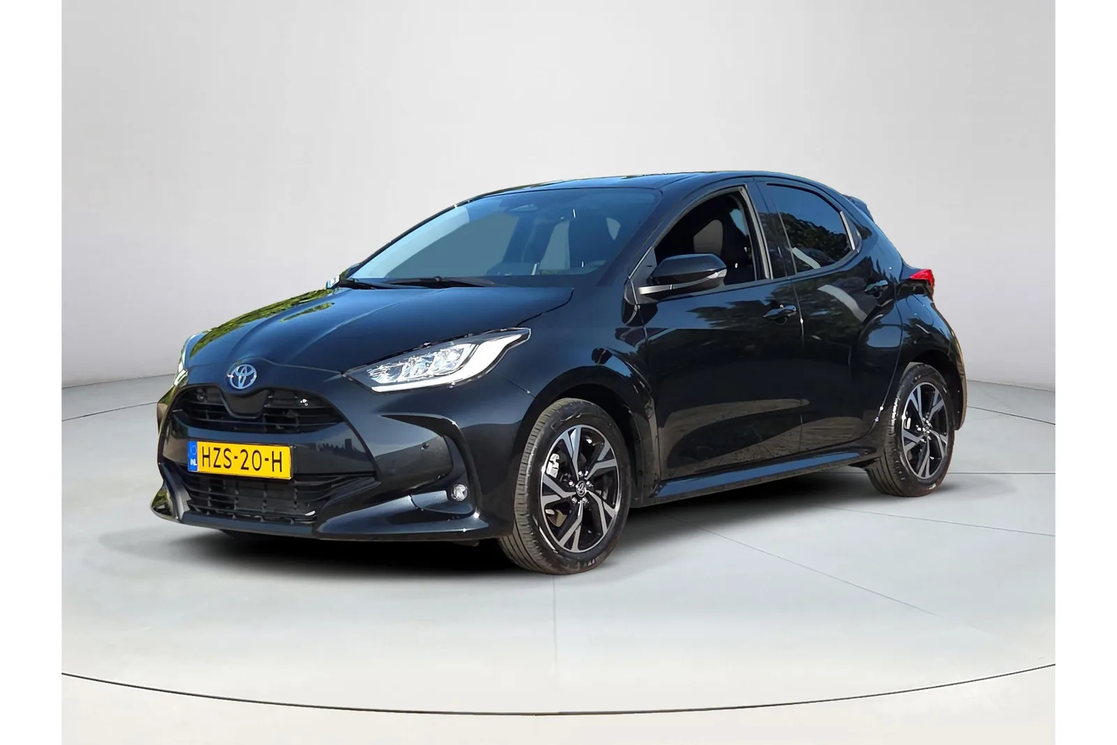 Toyota Yaris (2025) — foto 1