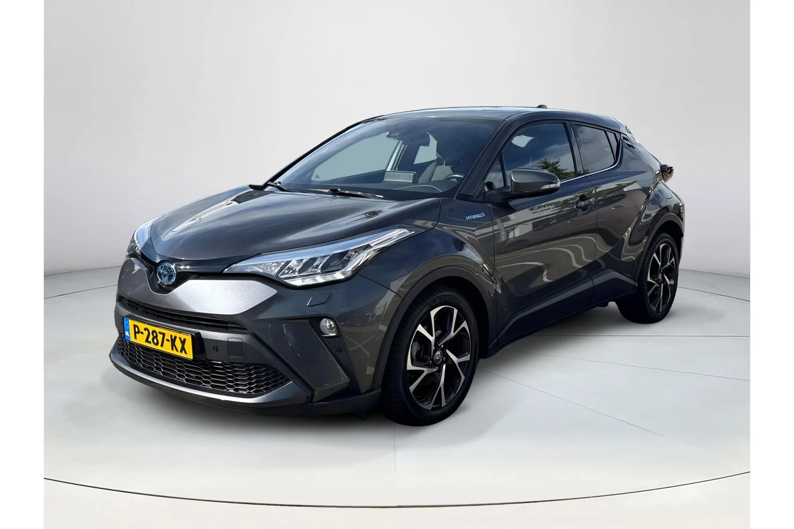 Toyota C-HR (2021) — foto 1