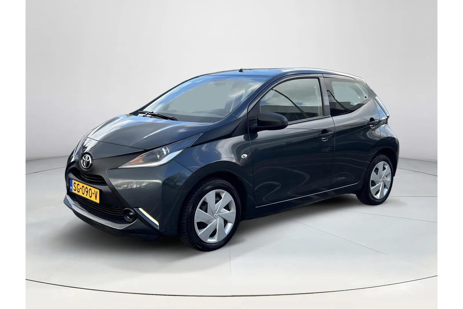 Toyota Aygo (2018) — foto 1